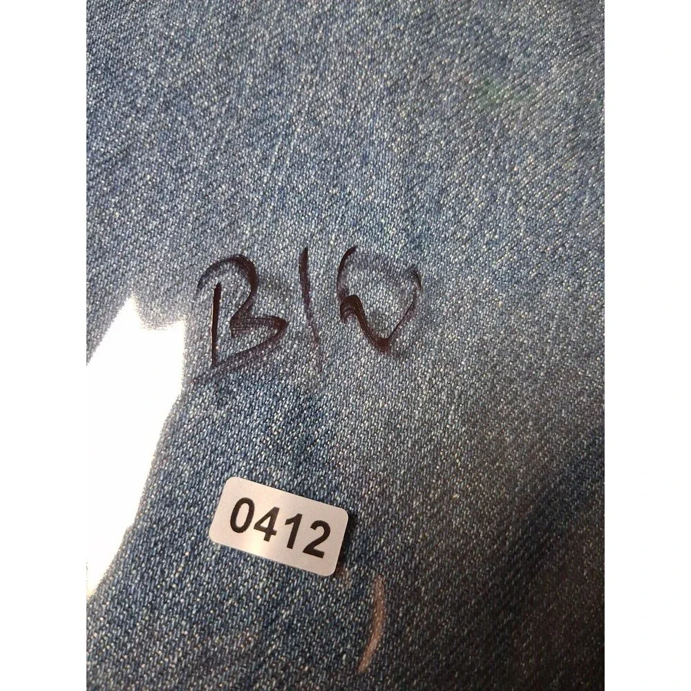 Vtg Y2K Levis 550 Relax Fit Mens 33x34 Dark Wash Straight Leg Inseam‎ 33.5